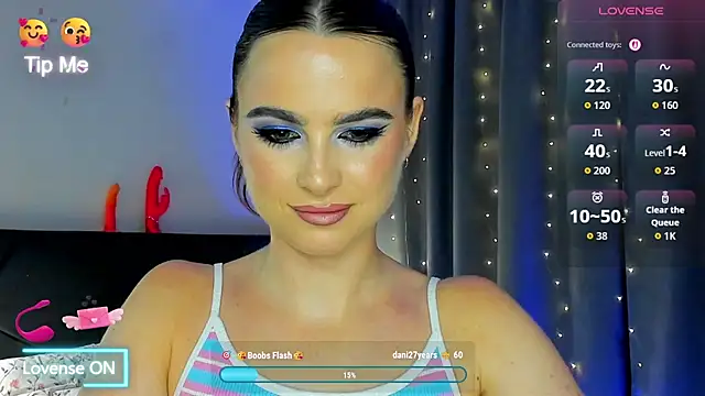 Snapshot of megann_fox2 chatting on 07.20.26 megann fox2 online show from 07.20.26