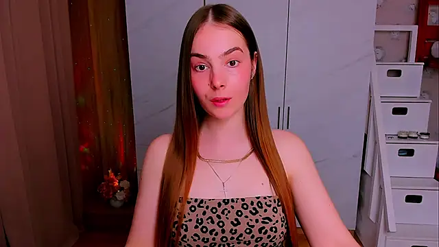Maddy Wood  online show from 04.28.26