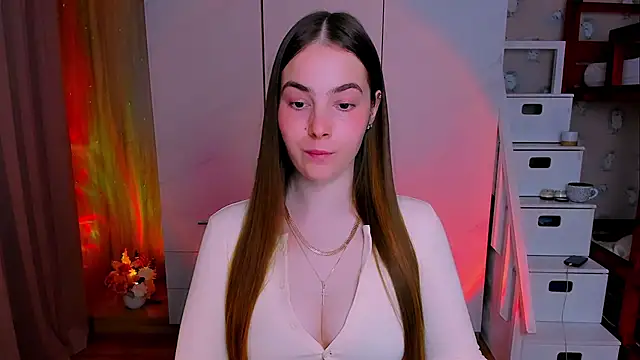Maddy Wood  online show from 04.29.26