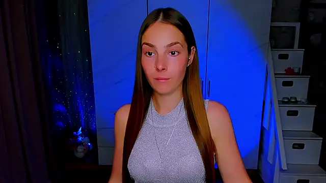 Maddy Wood  online show from 07.22.26
