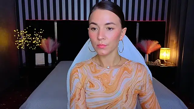 Snapshot of GracefulMichelle chatting on 06.29.26 GracefulMichelle online show from 06.29.26