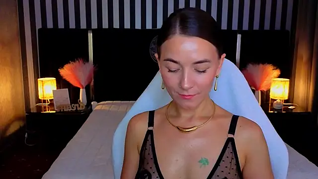 Snapshot of GracefulMichelle chatting on 07.18.26 GracefulMichelle online show from 07.18.26