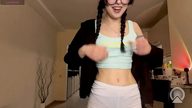 alicelanei online show from 04.24.26