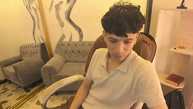 Angel St1 online show from 04.18.26