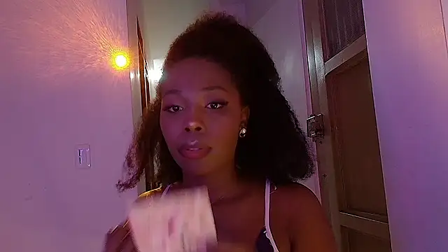 Lunaruiz online show from 03.12.26