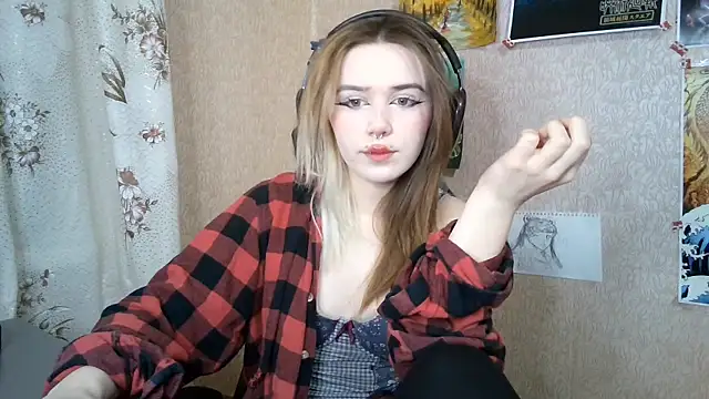 MilaTyan online show from 04.21.26
