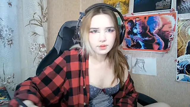 MilaTyan online show from 04.25.26