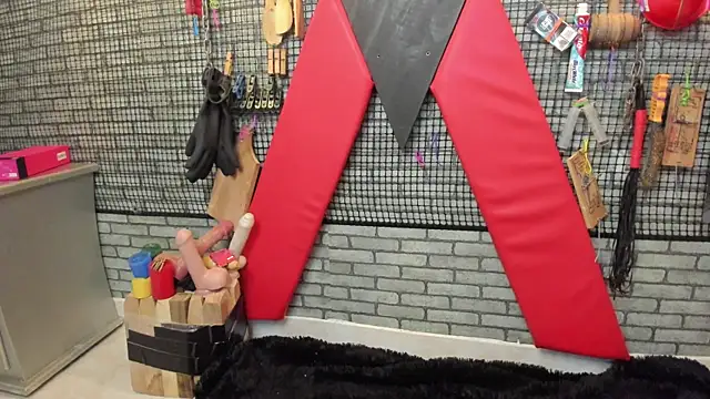 hillary bigbutt online show from 07.24.26