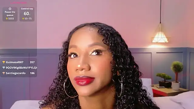 Snapshot of Chloe-Rose- chatting on 05.14.26 Chloe-Rose- online show from 05.14.26