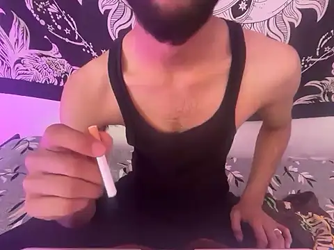 Snapshot of Robyne_xx chatting on 03.11.26 Robyne xx online show from 03.11.26