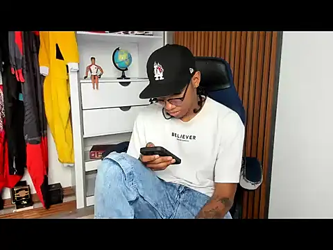 yandi hot online show from 02.25.26