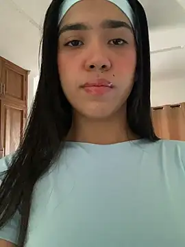 Lily em online show from 07.06.26