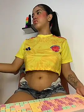 Lily em online show from 07.07.26