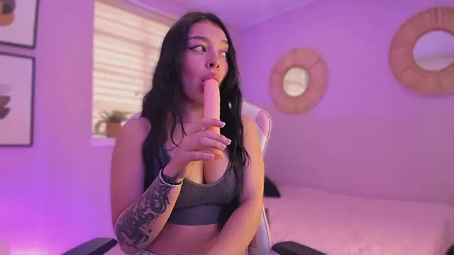 Lummii  online show from 02.19.26