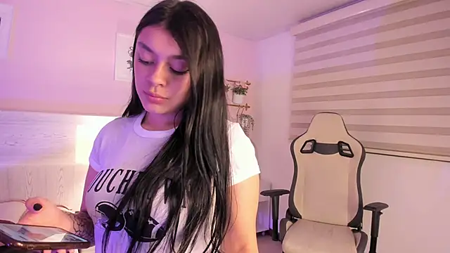Lummii  online show from 04.28.26