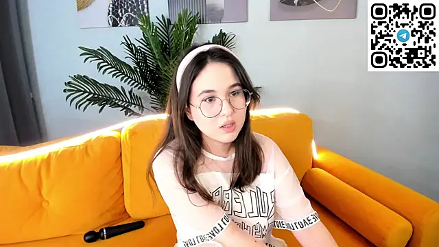 leylamirage online show from 06.24.26