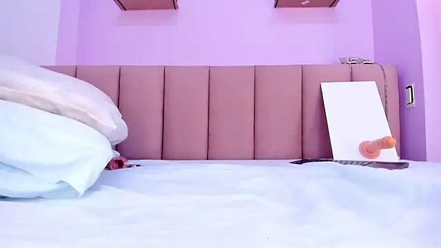camila scoth online show from 07.28.26