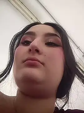 zoe moon   online show from 05.02.26
