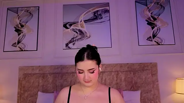 zoe moon   online show from 06.09.26