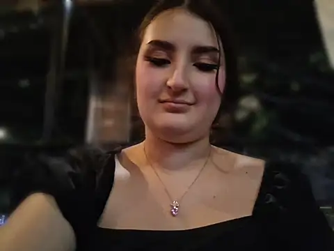 zoe moon   online show from 06.14.26