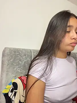 I Samanthaa online show from 04.22.26