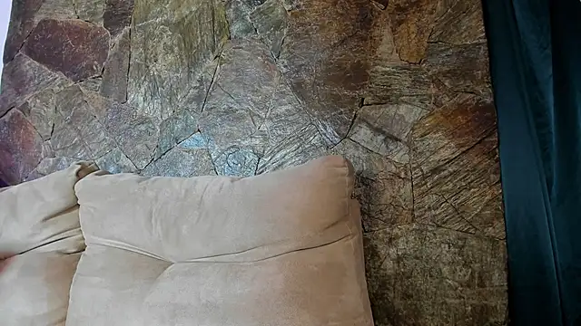 Iris Jenner1 online show from 03.12.26