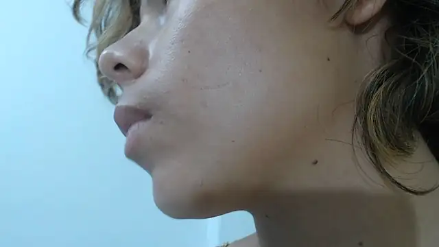 skinnysexy18 online show from 06.11.26