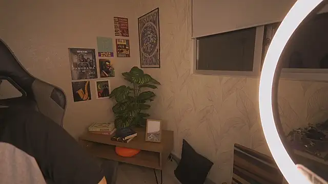 violette clerk1  online show from 02.20.26