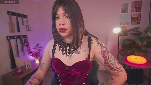 violette clerk1  online show from 07.02.26