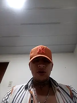 Valentino dominusSex online show from 02.22.26