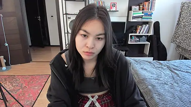 Snapshot of moon_bloom chatting on 02.25.26 moon bloom online show from 02.25.26