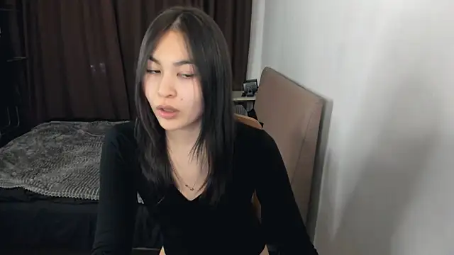 Snapshot of moon_bloom chatting on 03.12.26 moon bloom online show from 03.12.26