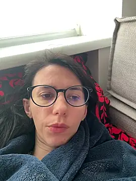 Oliviyalove  online show from 05.31.26