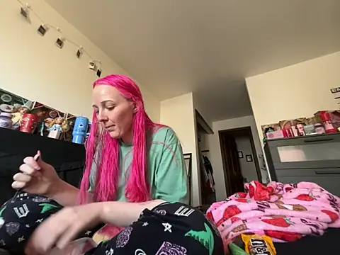 pinkhairfun16 online show from 03.04.26