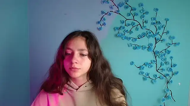 KissMeJulia online show from 05.20.26