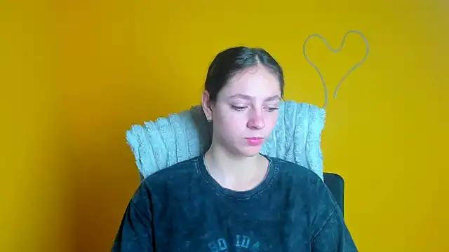 KissMeJulia online show from 05.21.26