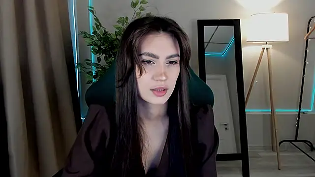 Adele Lanea online show from 04.23.26