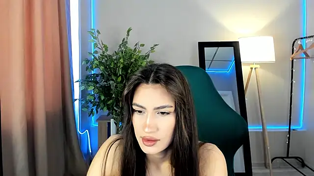 Adele Lanea online show from 04.28.26