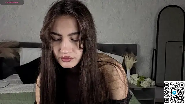 Adele Lanea online show from 04.30.26