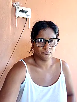 indianstrawberrylips4u online show from 03.05.26