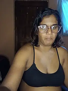 indianstrawberrylips4u online show from 06.19.26