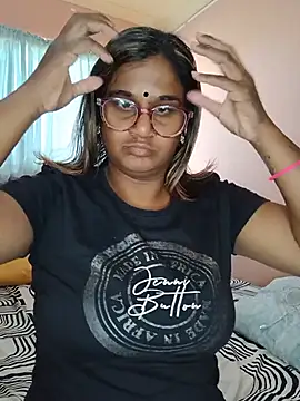 indianstrawberrylips4u online show from 07.28.26