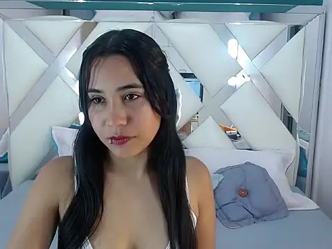 Kate Hewson online show from 03.10.26