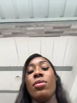 ZarahFerreira online show from 02.28.26