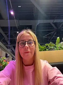 LisaMurr online show from 02.19.26