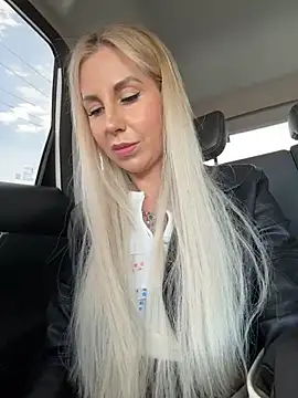 LisaMurr online show from 04.21.26