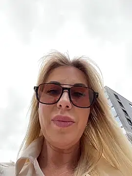 LisaMurr online show from 06.02.26