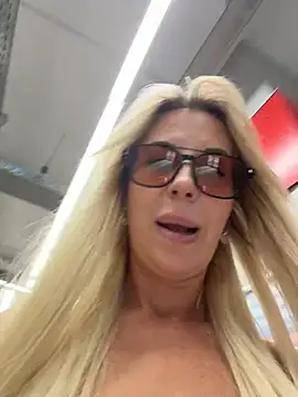 LisaMurr online show from 07.05.26