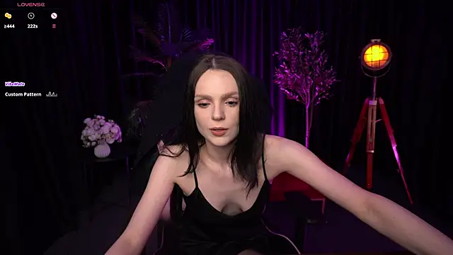 Wild Alice me online show from 04.22.26