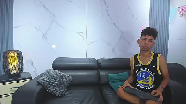 Spicy guys online show from 04.25.26